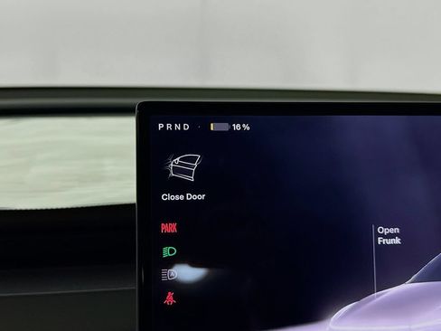Used 2026 Tesla Model Y Performance AWD/4WD image 17