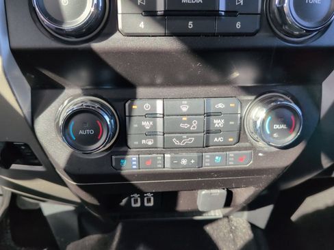 Used 2019 Ford F150 Lariat AWD/4WD image 23