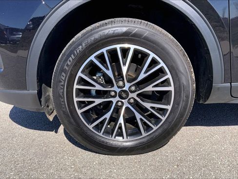 Used 2024 Ford Escape Base image 25