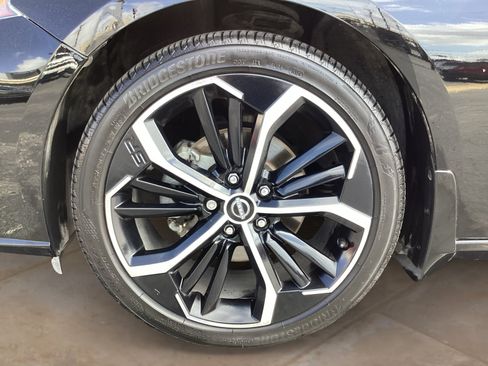 Used 2023 Nissan Altima 2.5 SR FWD image 30