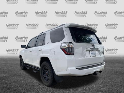 Used 2023 Toyota 4Runner SR5 Premium w/ Moonroof Package RWD image 8