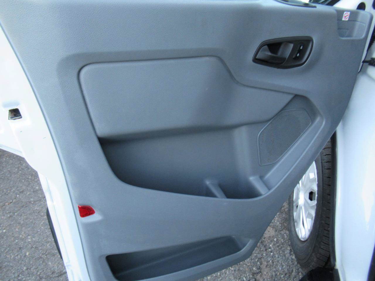 Used 2019 Ford Transit 250 130 Low Roof w/ Exterior Upgrade Package RWD image 20