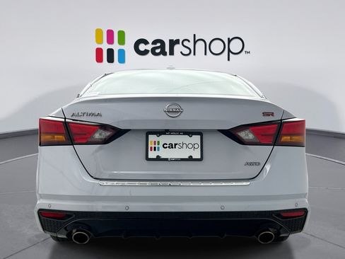 Used 2023 Nissan Altima 2.5 SR AWD/4WD image 4