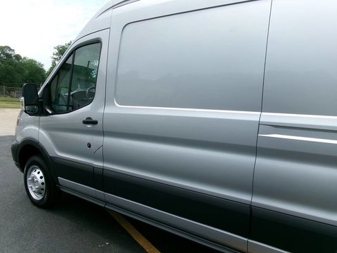 Used 2017 Ford Transit 350 148 High Roof Extended DRW RWD image 7