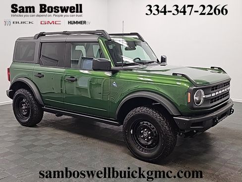 Used 2022 Ford Bronco Black Diamond image 1