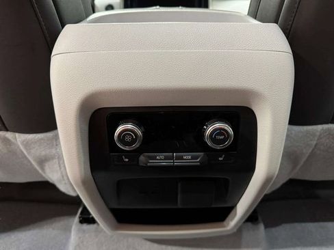 Used 2024 GMC Acadia Denali w/ Super Cruise Package image 21