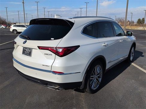 Used 2022 Acura MDX SH-AWD w/ Advance Package image 7