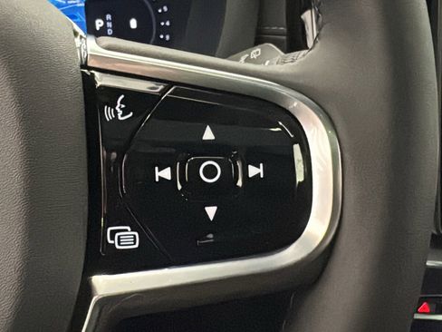 New 2026 Volvo XC60 B5 Ultra w/ Climate Package AWD/4WD image 14