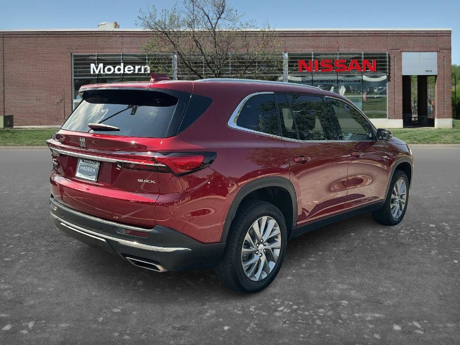 Used 2025 Buick Enclave Preferred FWD image 4