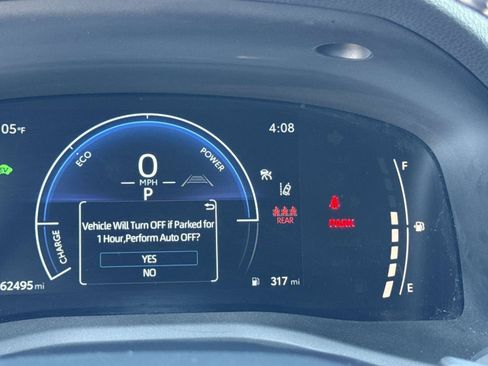Used 2025 Toyota Camry SE FWD image 20
