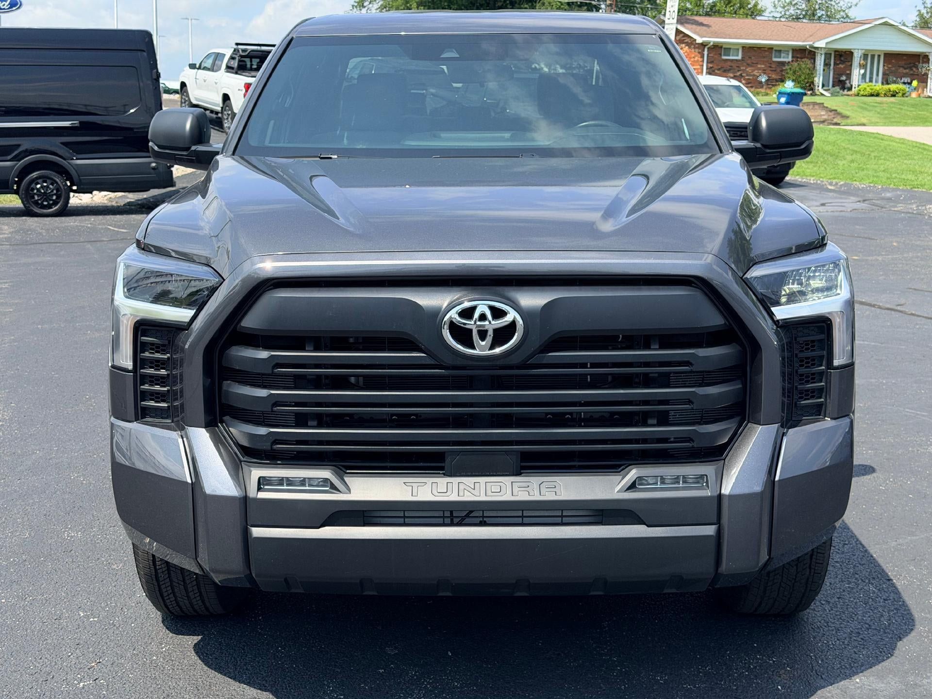 Used 2025 Toyota Tundra SR5 AWD/4WD image 2