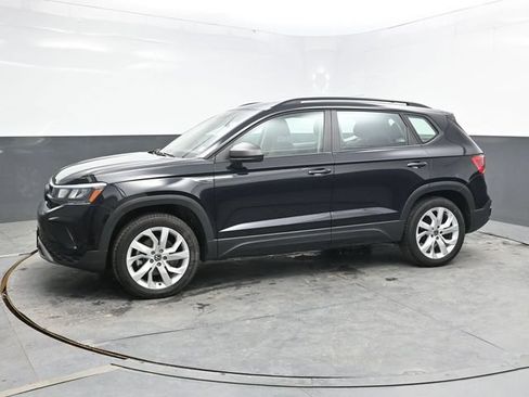Used 2023 Volkswagen Taos S w/ Driver Assistance Package AWD/4WD image 3