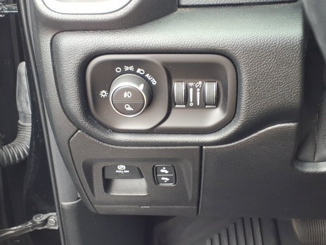 Used 2021 RAM 1500 Laramie AWD/4WD image 21