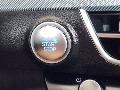 Used 2025 Hyundai Sonata SEL FWD image 20