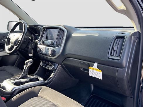 Used 2022 Chevrolet Colorado LT w/ Fleet Safety Package RWD image 26