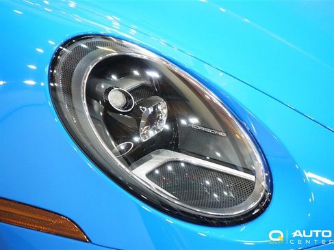 Used 2022 Porsche 911 Targa 4S AWD/4WD image 18