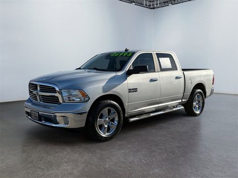 Used 2018 RAM 1500 Big Horn image 7