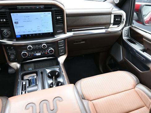 Used 2024 Ford F150 King Ranch w/ FX4 Off-Road Package image 40