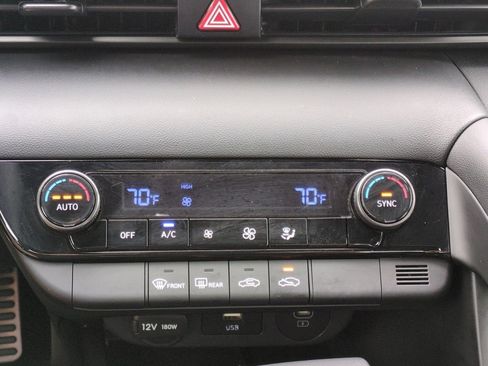 Used 2025 Hyundai Elantra Sport FWD image 20
