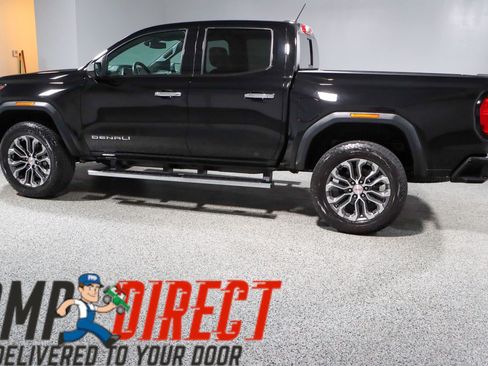 Used 2023 GMC Canyon Denali AWD/4WD image 10
