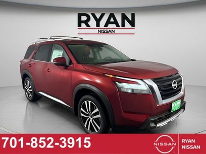 New 2025 Nissan Pathfinder Platinum w/ Cargo Package