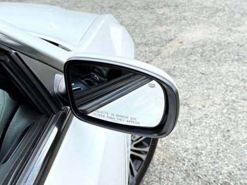 Used 2013 Chrysler 300 S image 88