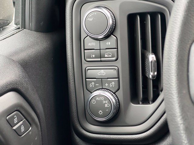 New 2026 GMC Sierra 1500 Pro w/ Graphite Edition AWD/4WD image 3