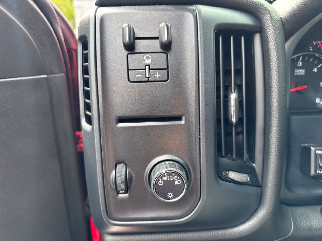 Used 2017 Chevrolet Silverado 2500 W/T w/ WT Convenience Package AWD/4WD image 28