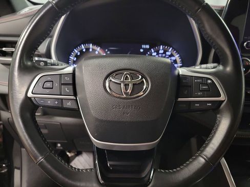 Used 2023 Toyota Highlander XSE AWD/4WD image 18