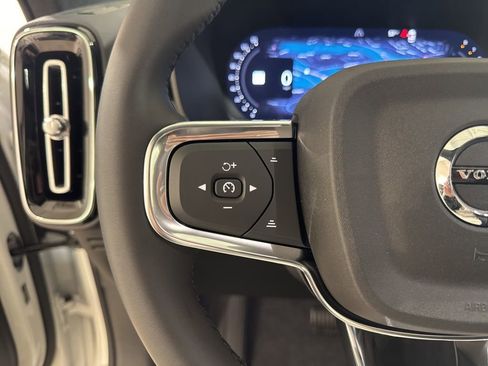 New 2026 Volvo XC40 B5 Ultra w/ Climate Package image 9