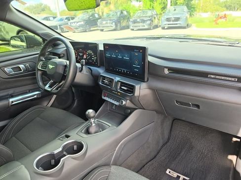 Used 2025 Ford Mustang GT RWD image 7