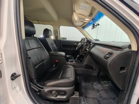 Used 2019 Ford Flex SEL w/ Equipment Group 202A FWD image 24