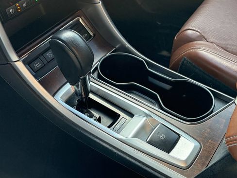 Used 2020 Subaru Ascent Touring w/ Popular Package #3 image 19