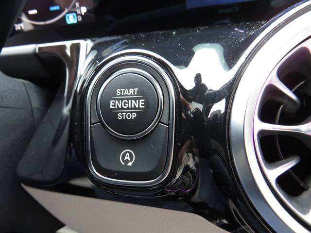 Used 2026 Mercedes-Benz GLA 250 4MATIC image 11