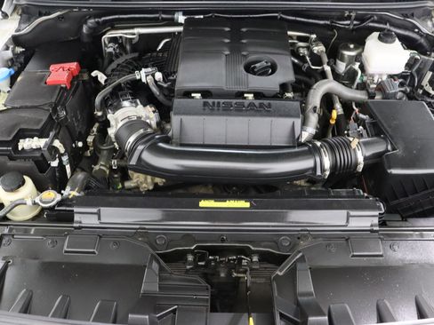 Used 2023 Nissan Frontier PRO-4X w/ Pro-4X Premium Package image 42