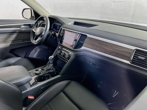 Used 2022 Volkswagen Atlas SE w/ Panoramic Sunroof Package AWD/4WD image 29