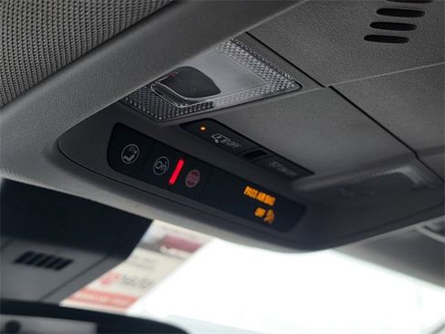 Certified 2024 GMC Terrain SLE image 40