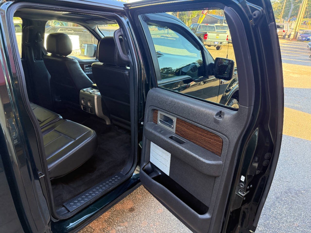 Used 2014 Ford F150 Lariat w/ Equipment Group 501A Mid AWD/4WD image 15