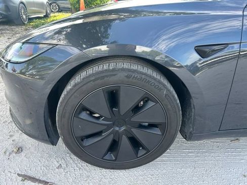 Used 2024 Tesla Model 3 Long Range RWD image 19