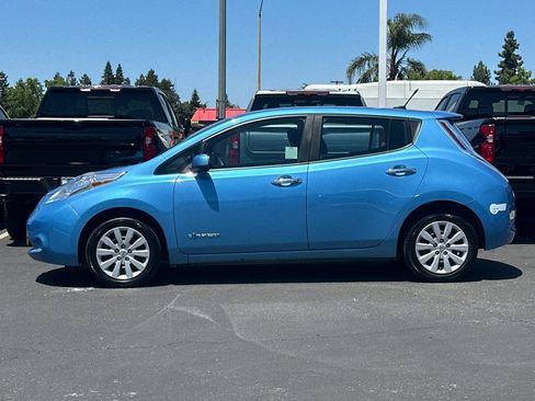 Used 2013 Nissan Leaf S w/ Charger Pkg FWD image 8