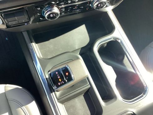 New 2026 GMC Sierra 1500 SLT w/ SLT Premium Plus Package image 30