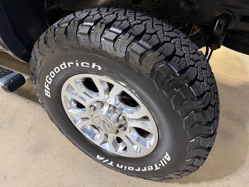 Used 2018 RAM 2500 Tradesman w/ Chrome Appearance Group AWD/4WD image 41
