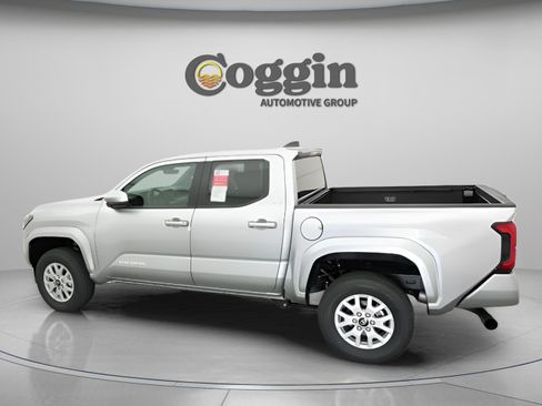 New 2026 Toyota Tacoma SR5 AWD/4WD image 8
