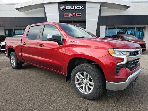 Used 2023 Chevrolet Silverado 1500 LT image 1