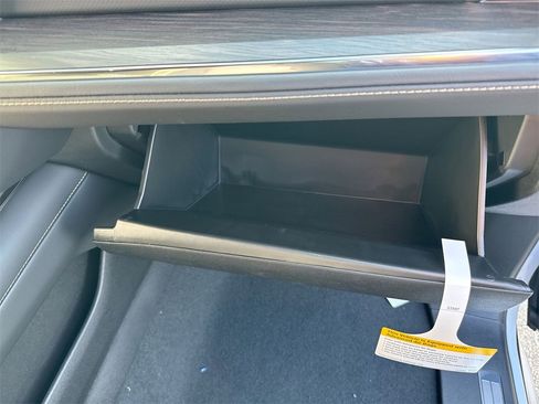 New 2026 Chevrolet Suburban Premier image 36