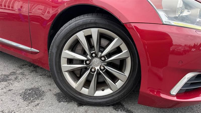 Used 2013 Lexus LS 460 AWD w/ Comfort Pkg image 14