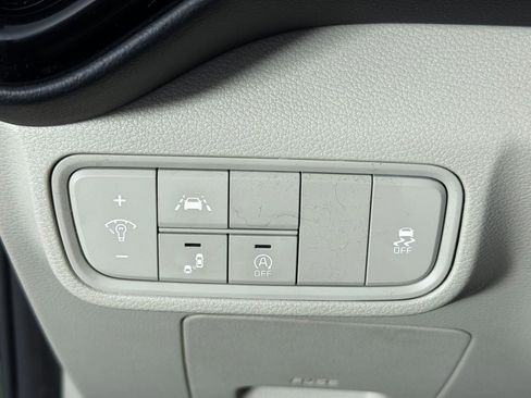 Used 2020 Kia Soul EX image 16