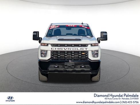 Used 2022 Chevrolet Silverado 2500 Custom w/ Custom Value Package image 2