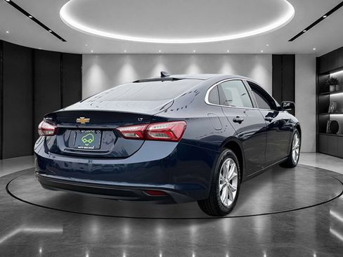 Used 2021 Chevrolet Malibu LT FWD image 5