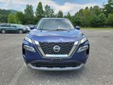 Used 2021 Nissan Rogue SV image 2